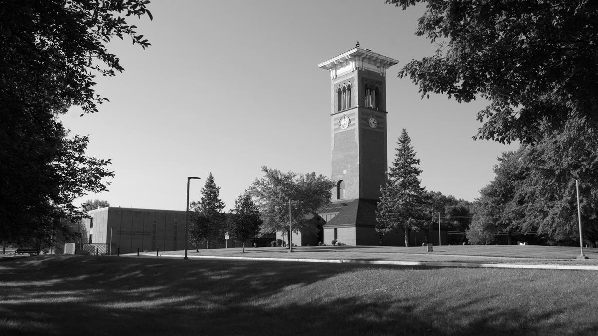 https://www.centralstate.edu/sites/default/files/styles/16_9_1200x675_grayscale/public/2022-03/CSU%20grounds%20with%20tower.jpg.jpeg?itok=4ApQBGeH